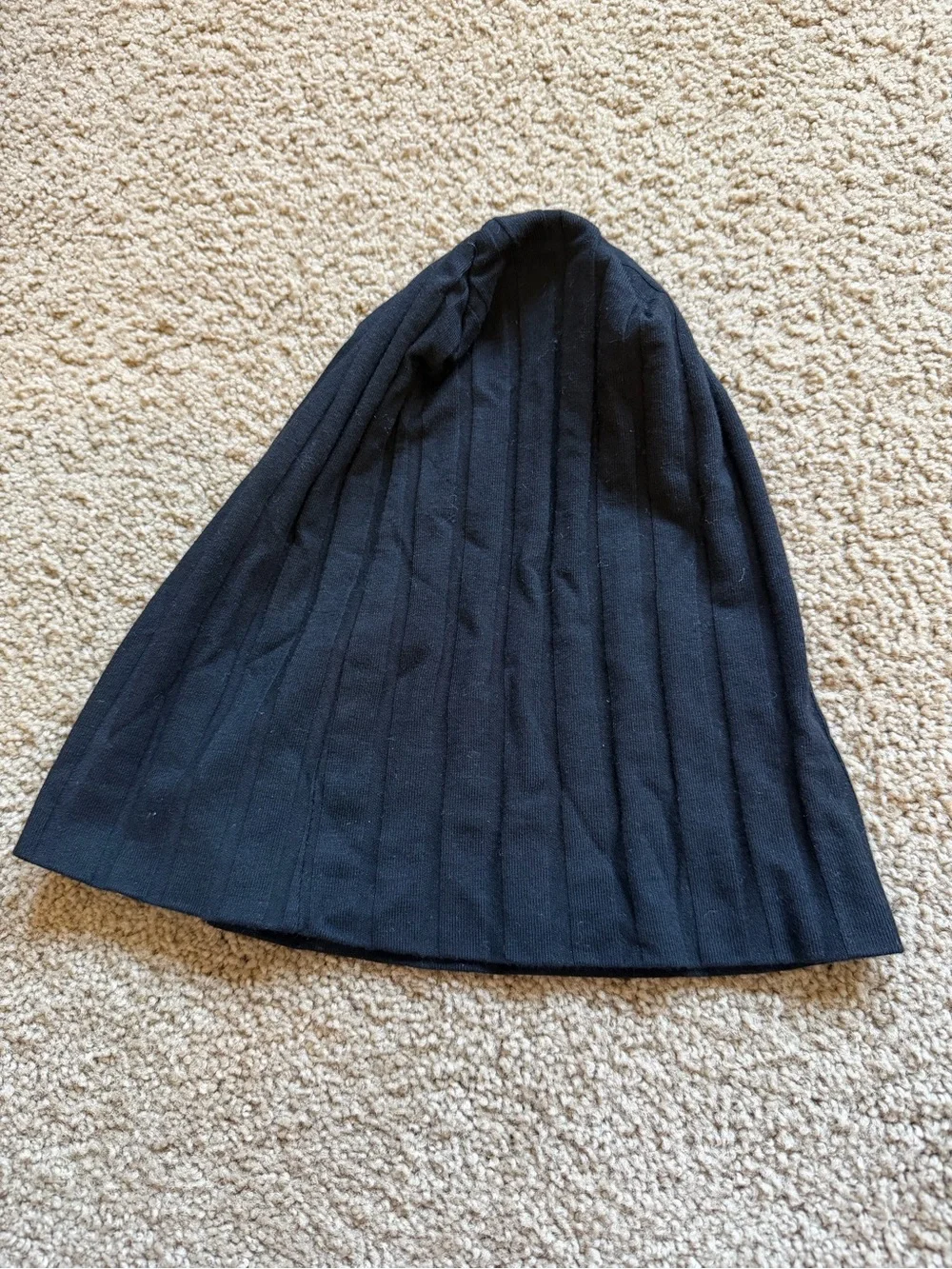 Black Ribbed Knit Beanie Hat